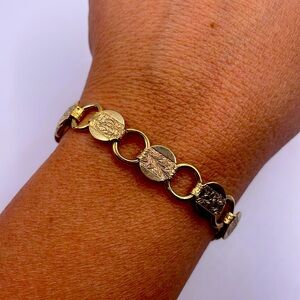 Vintage Sarah Coventry Gold Tone Chain Link Bangle Statement Bracelet